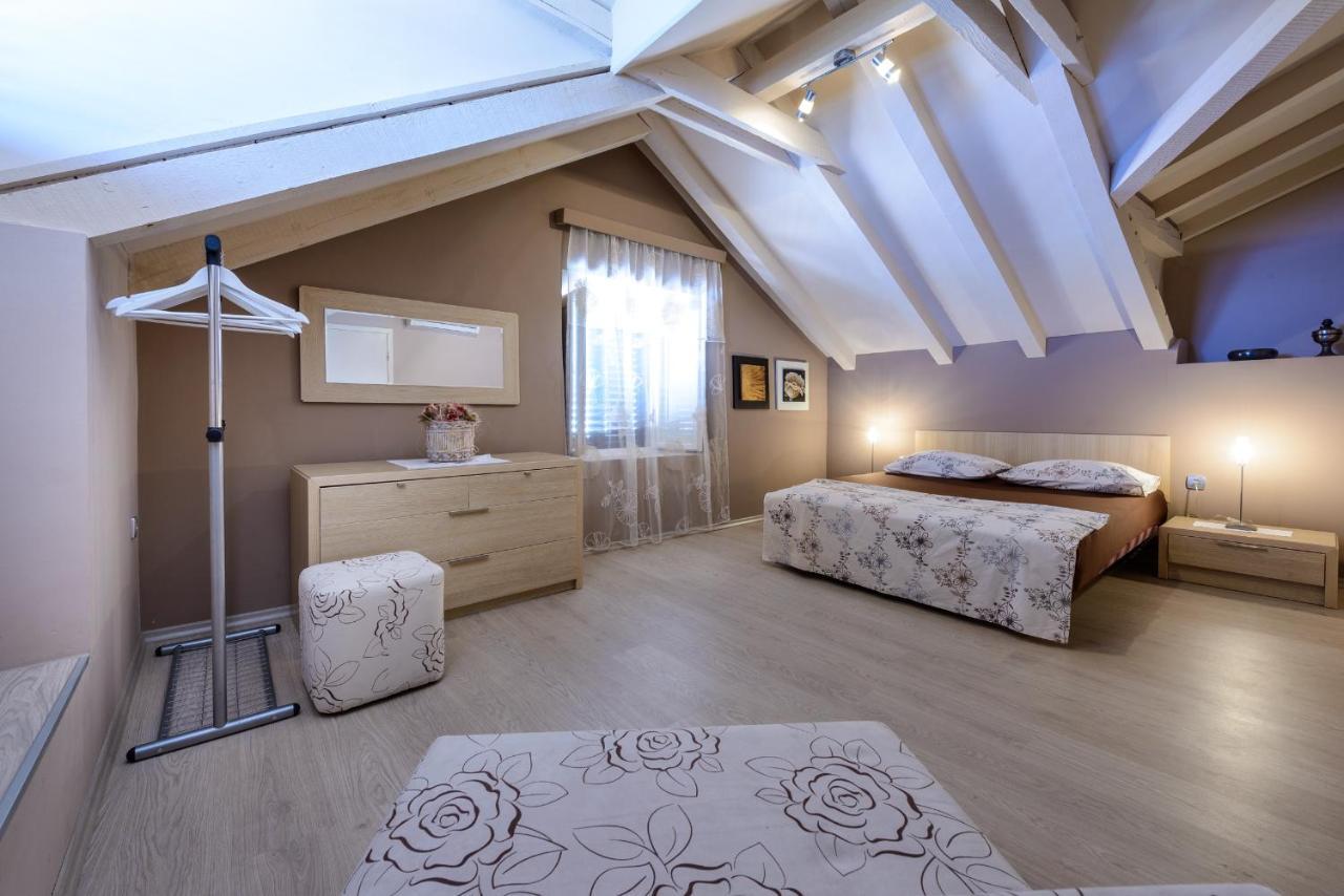 Seaside Villas Eli ツァヴタット エクステリア 写真